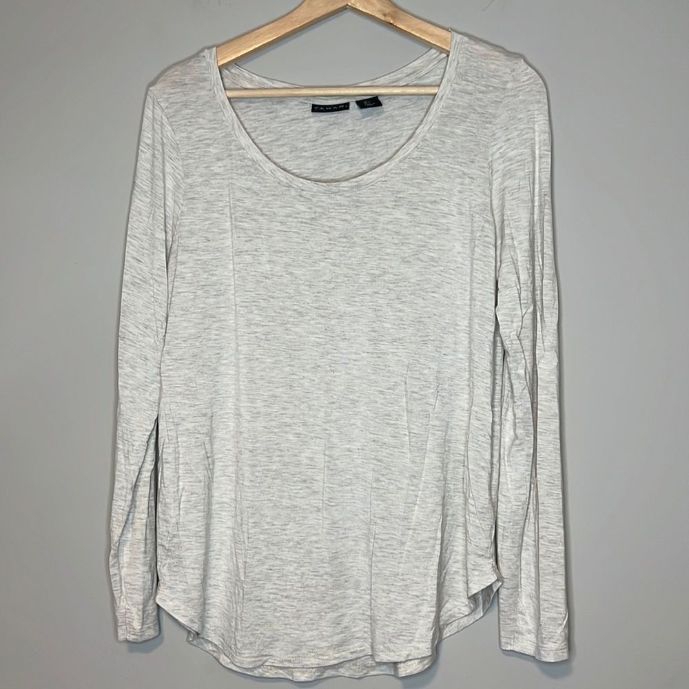 Tahari- Long Sleeve Tee - Size L - EUC